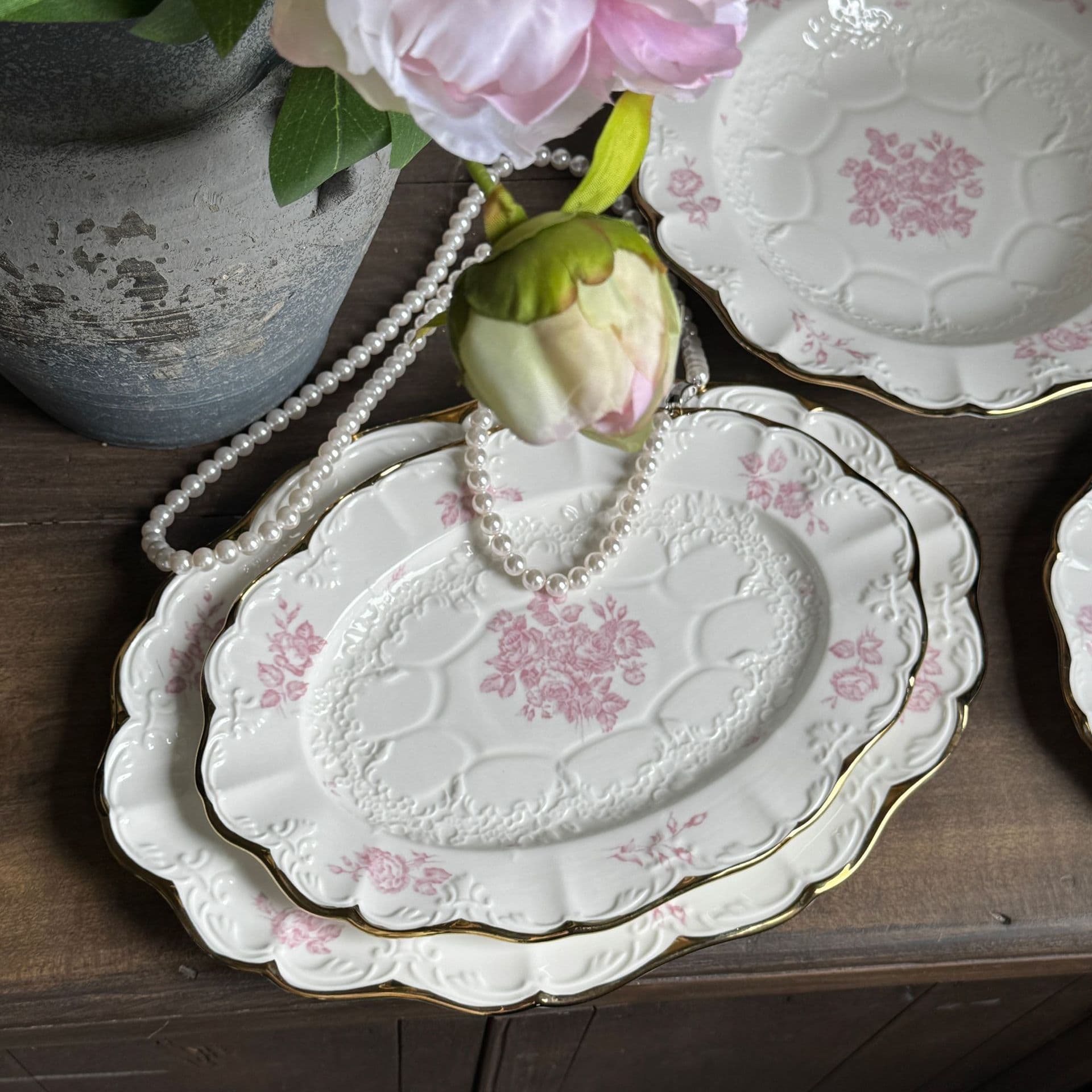 New French Retro Romantic Pink Floral Embossed Plate Soup Plate Household Ceramic Soup Bowl Household Wholesale