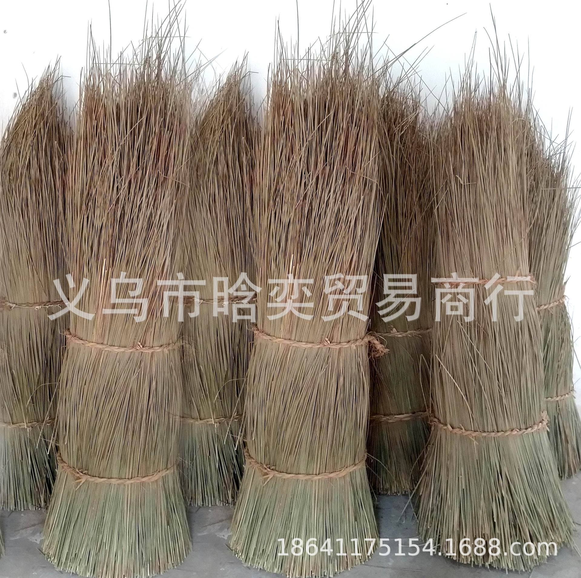 Wholesale stock of weaving materials: rush pith, rush, tiger's beard grass, hollow grass, and pith straw.