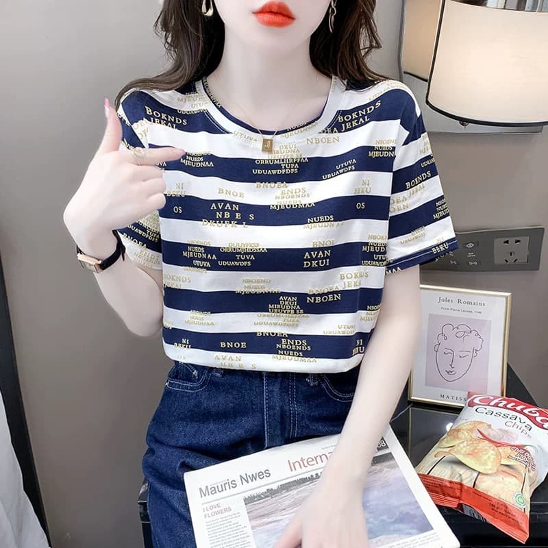 Summer Women's White Short-Sleeve T-Shirt with Regular Shoulders, New Loose Fit Slimming Plus Size Summer Half-Sleeve Top Ins Style