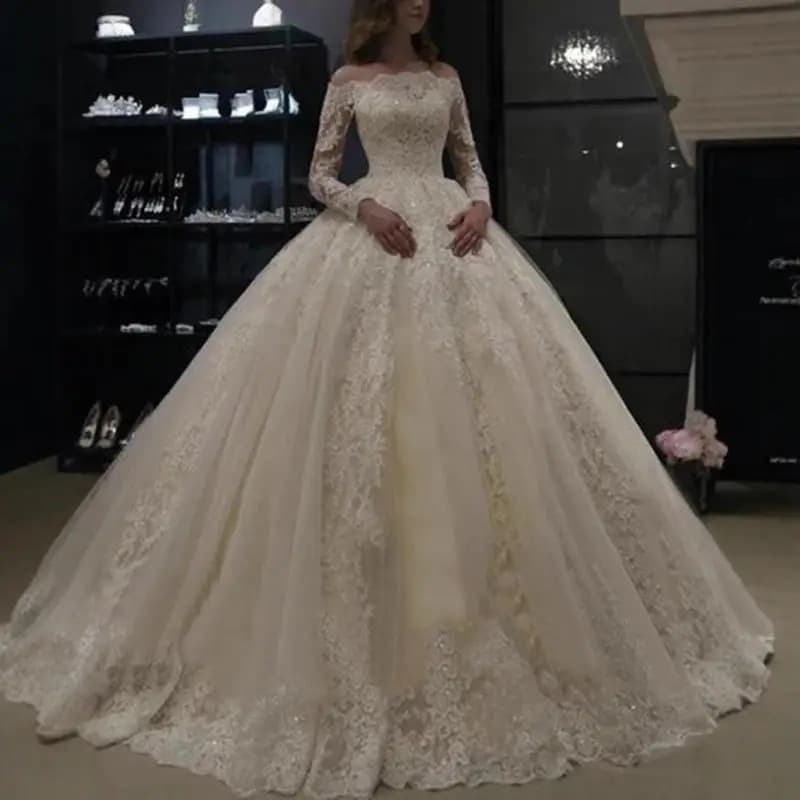 Cross-border foreign trade one-shoulder long-sleeved heavy-duty main wedding dress Amazon trailing lace slim dress bride wedding dress