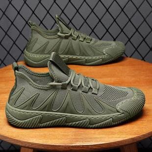 Men's Work Shoes Summer Breathable Flyknit Mesh Comfortable Lightweight Casual Anti-Odor Labor Shoes