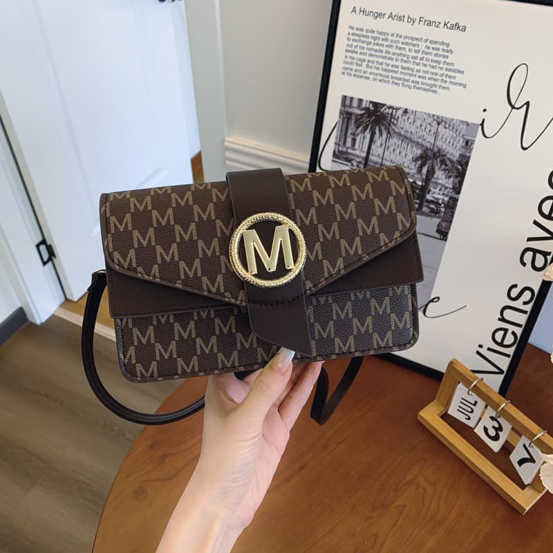 2024 Autumn New Simple Crossbody Bag French Niche Underarm Bag Women’s Fashion Shoulder Bag Casual Small Square Bag
