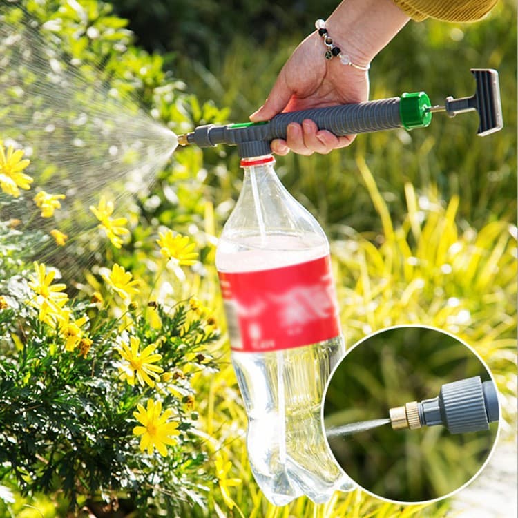 Adjustable Beverage Bottle Spray Watering Can Pressure Mist Sprinkler Head Gardening Tool for Flower Bedding Plastic Material