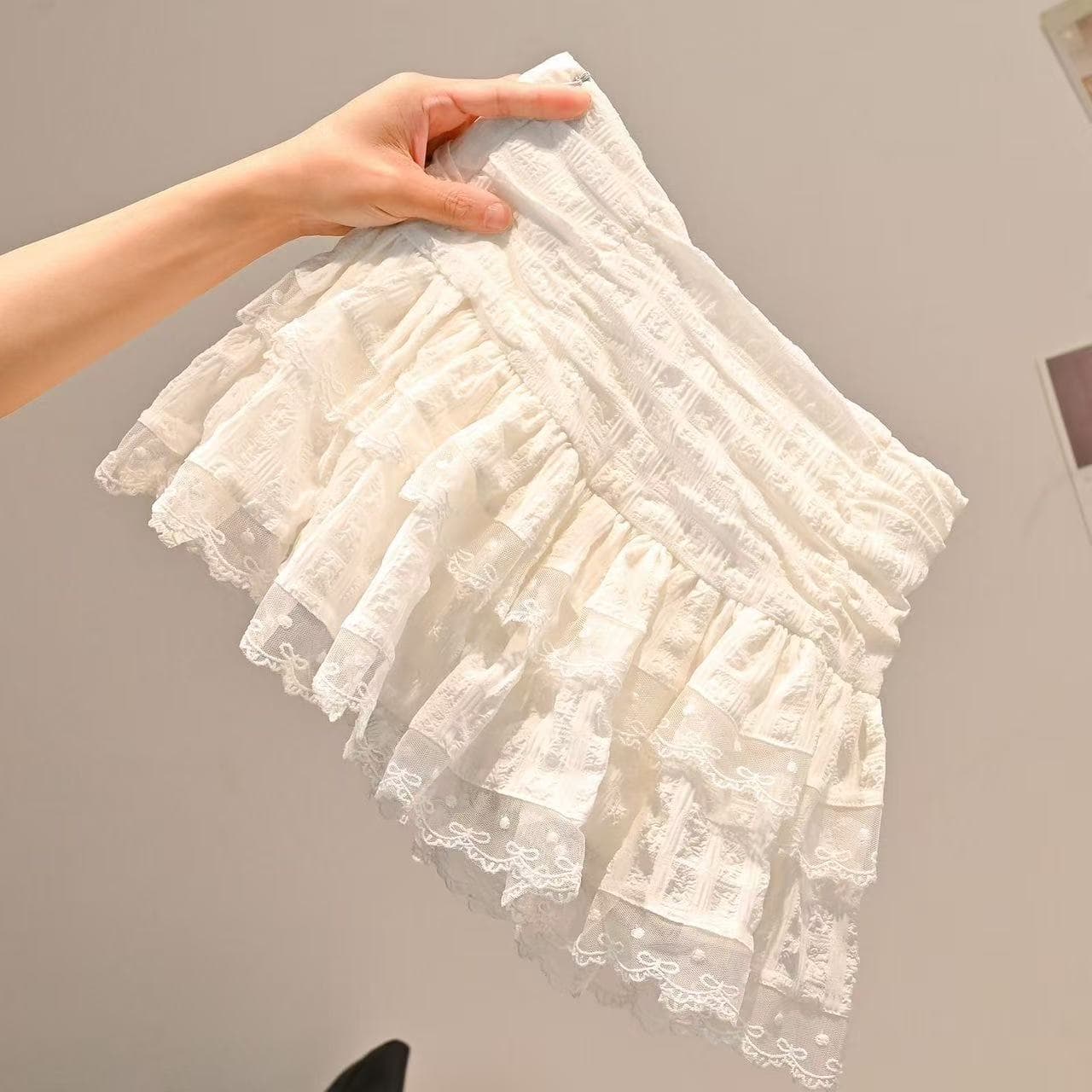 Hollow crochet pleated skirt, soft girl, versatile and super hot tutu skirt, sweet and pure desire, anti-exposure cake skirt