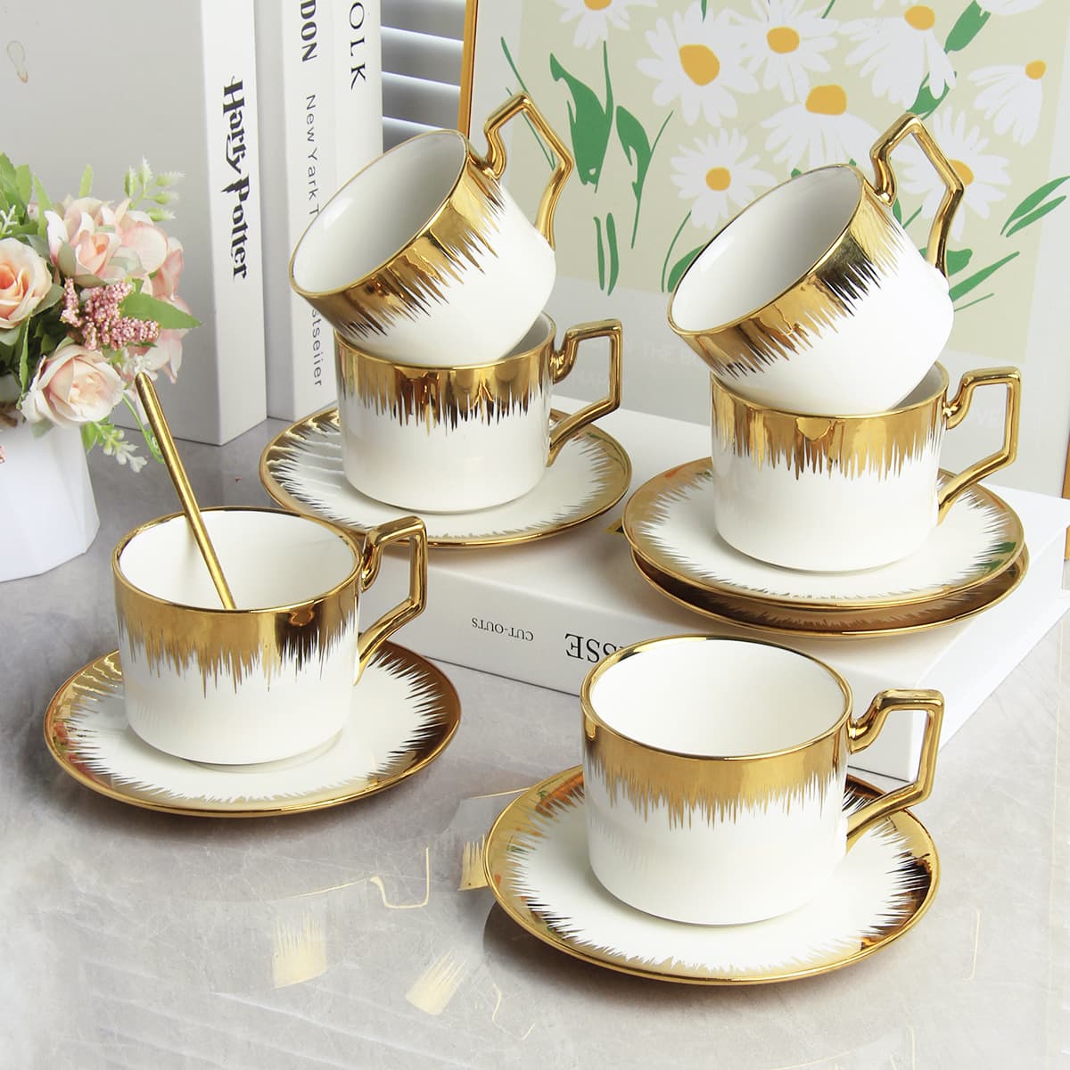 European style coffee cup and saucer Turkish ceramic cup suit bronzing mug tea cup with saucer gold cross-border Middle East
