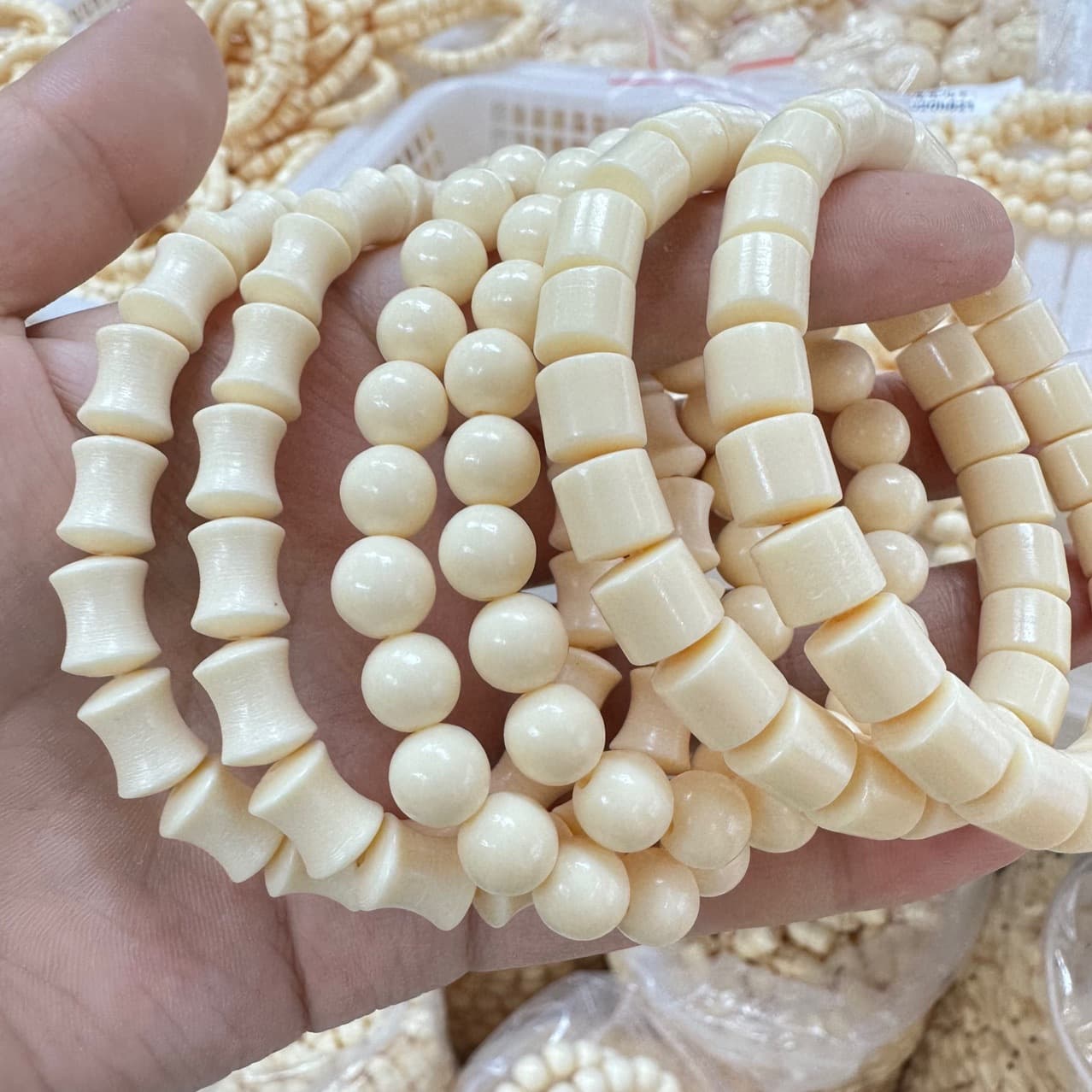 Ivory nut carved barrel bead round bead bracelet DIY Bodhi fruit bracelet cute accessory handheld accessories for men and women