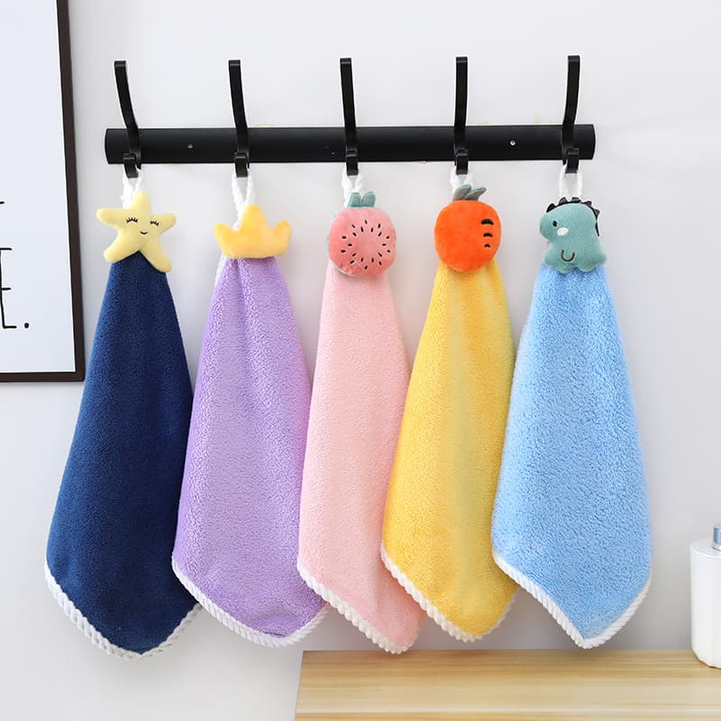 Fruit-patterned hand towels, boxed, absorbent, cute, hanging coral fleece cartoon hand towels with toys.
