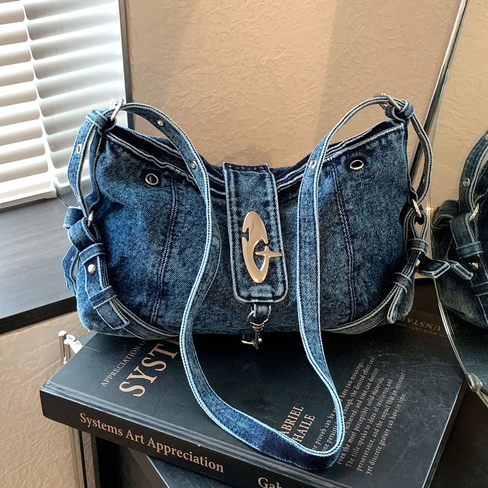 Foreign trade wholesale denim large bag women's new casual retro large capacity tote bag commuter shoulder crossbody bag