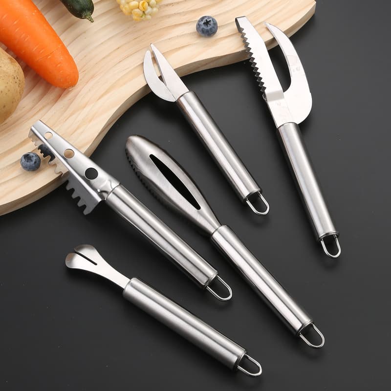 Stainless Steel Kitchen Fish Scale Remover, Fish Scaling Knife, Gutting Tool for Fish and Poultry Intestines