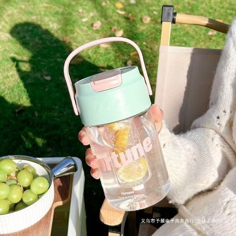 High-value aesthetic large-capacity portable sports straw cup with tea infuser and student measurement marks for girls