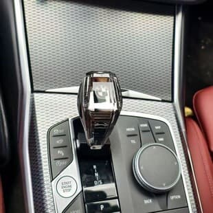 Custom snap-on crystal gear shift knob for BMW 3 Series 4 Series (not compatible with crystal orchid finger)