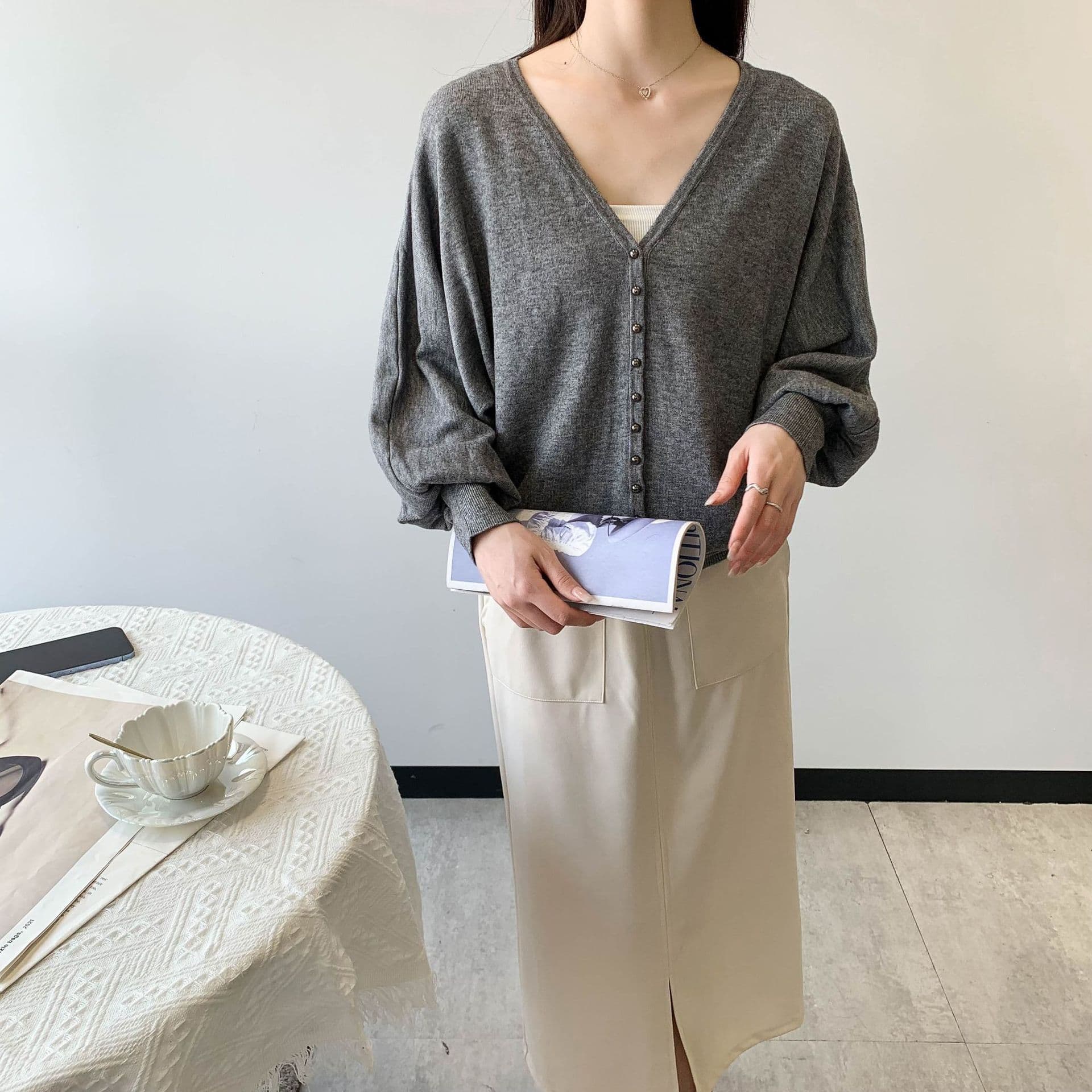 JiaZhi Early Autumn Maternity Sweater Loose V-Neck Women's Outerwear Long Sleeve Slimming Elegant Commute Top B8238
