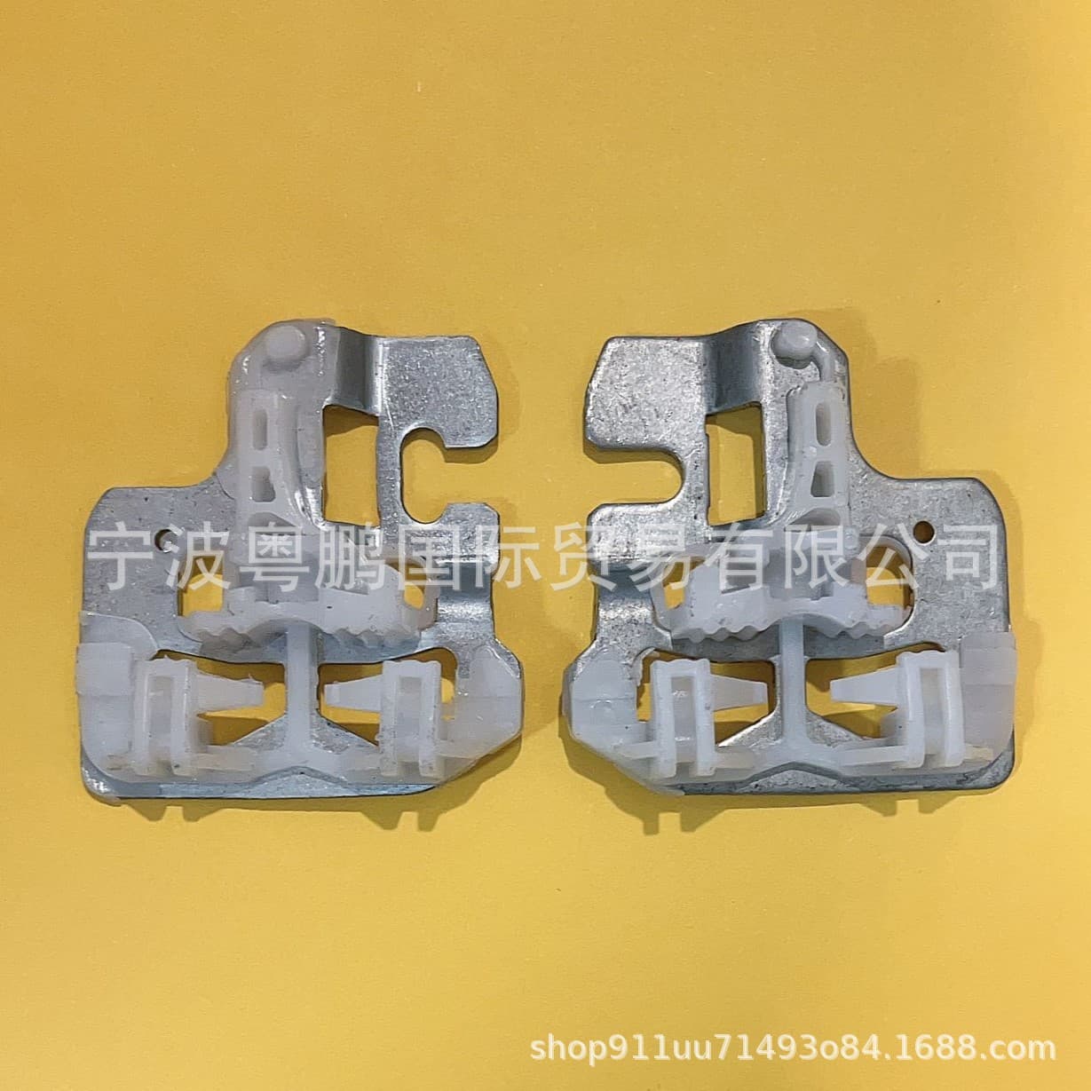 Window Regulator Iron Slider Clip for BMW X5 E53 00-15 Front Left/Right