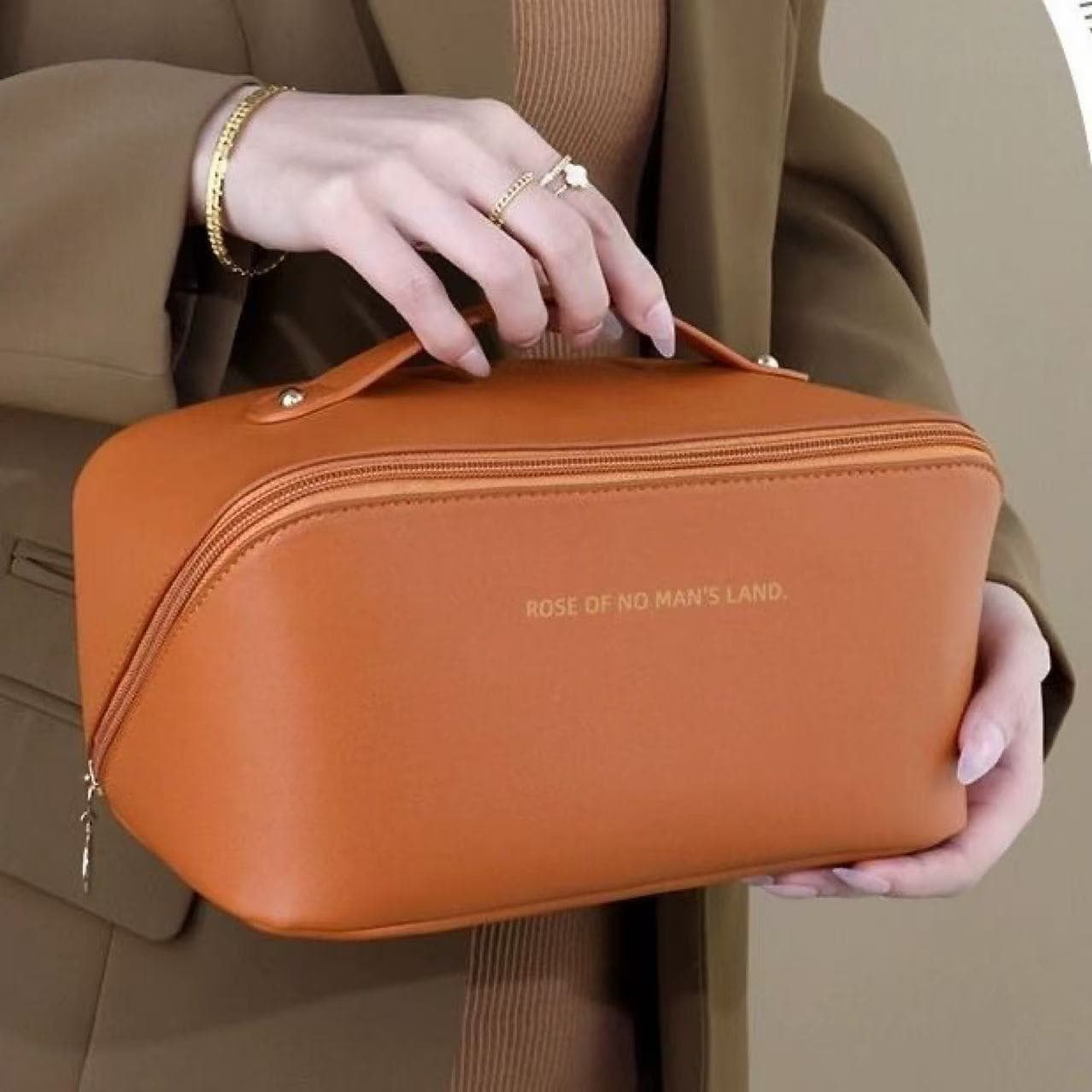 PU organ pillow cosmetic bag large capacity portable high-end multifunctional travel skin care product storage bag