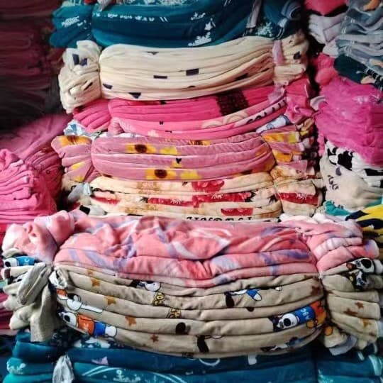 Jianghu quilt cover street stall night market thickened milk velvet single quilt cover quilt cover gift set dormitory wholesale
