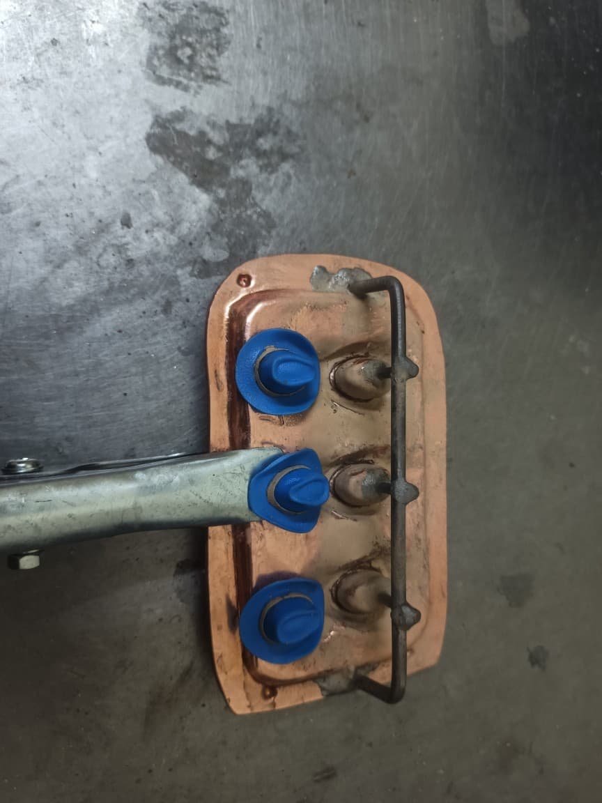 Specializing in manufacturing various spray molds, spray molds, clamp molds, side molds, cover molds, spray spray jigs