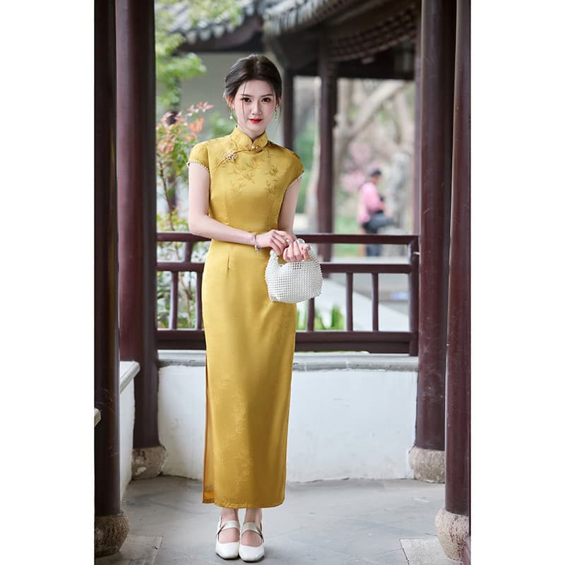 Red Eyed Yellow Short Sleeve Cheongsam 2025 New Summer Improved Young Style Daily Engagement Dress for Small Women