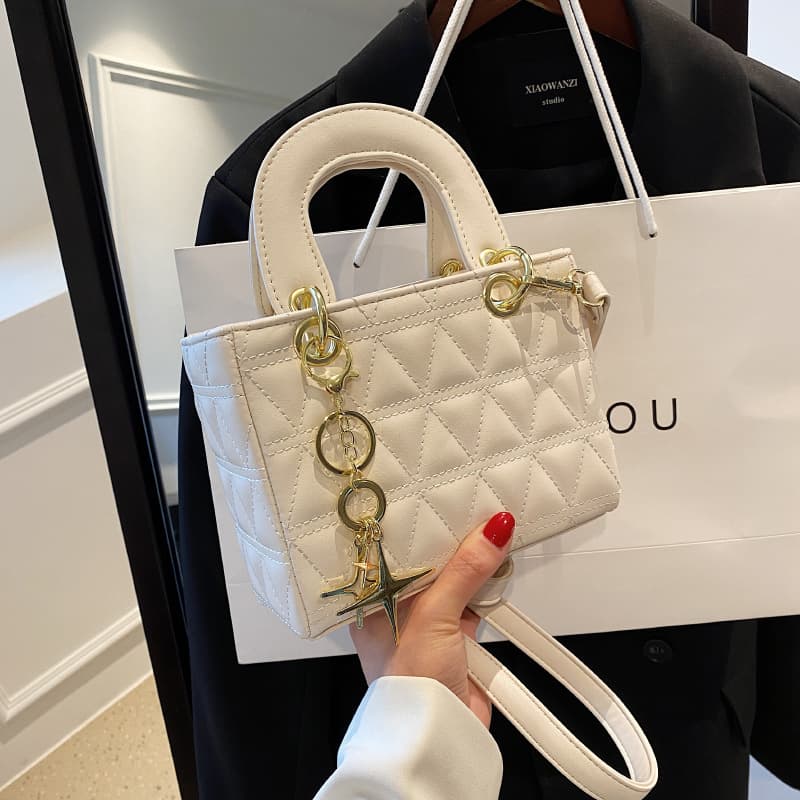 Premium Texture Fashion Korean Style Bag for Women 2024 New Trendy Small Fragrance Casual Simple Internet Celebrity Crossbody Lady Dior Bag