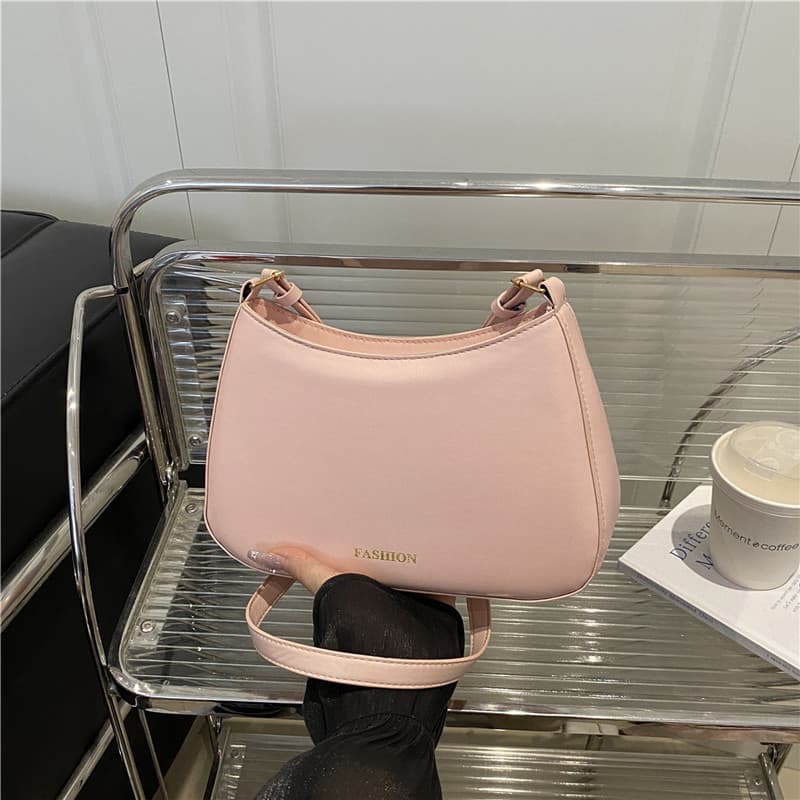 Cross-border niche design solid color lightweight underarm 2025 summer new stylish versatile minimalist one-shoulder commuter