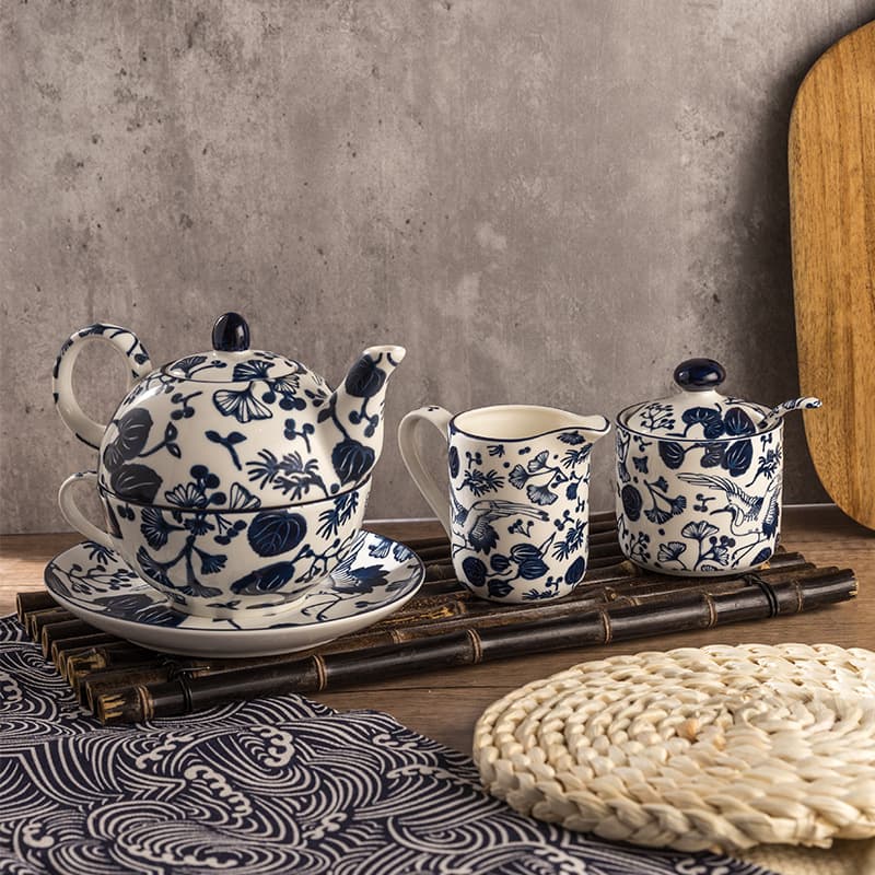 Single-Serving Teapot Creative Japanese Ceramic Tea & Coffee Pot Set with Milk Pitcher and Sugar Jar Afternoon Tea Gift Box