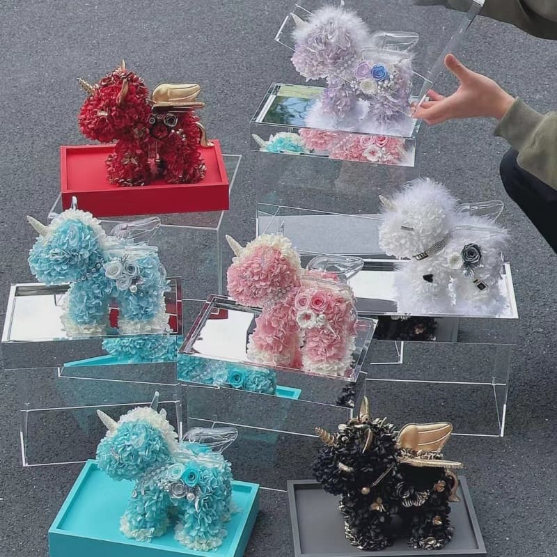 Preserved Flower Unicorn Ornament Creative Gift for Girlfriend Best Friend Birthday Valentine's Day Wedding Decoration
