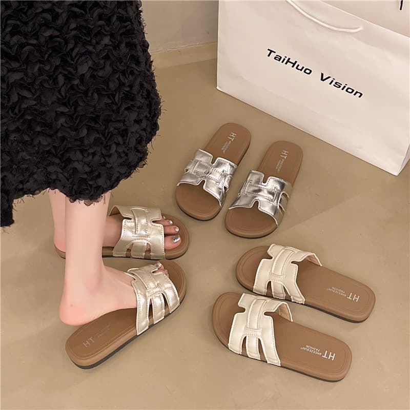 Flat Soft Leather Sandals Casual Vacation Trendy One-Strap Sandals Women's Summer New Fashion Versatile Lightweight Shoes