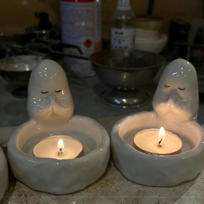 Cross-border new Ghost Aroma Candle Holder Halloween ghost aromatherapy candle holder table decoration