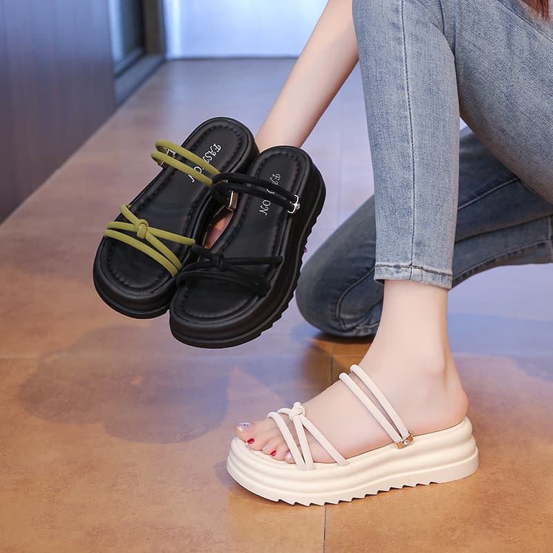 Thick-Soled Sandals for Women 2026 Summer New Fashion Versatile Design Niche Style One-Strap Roman Shoes