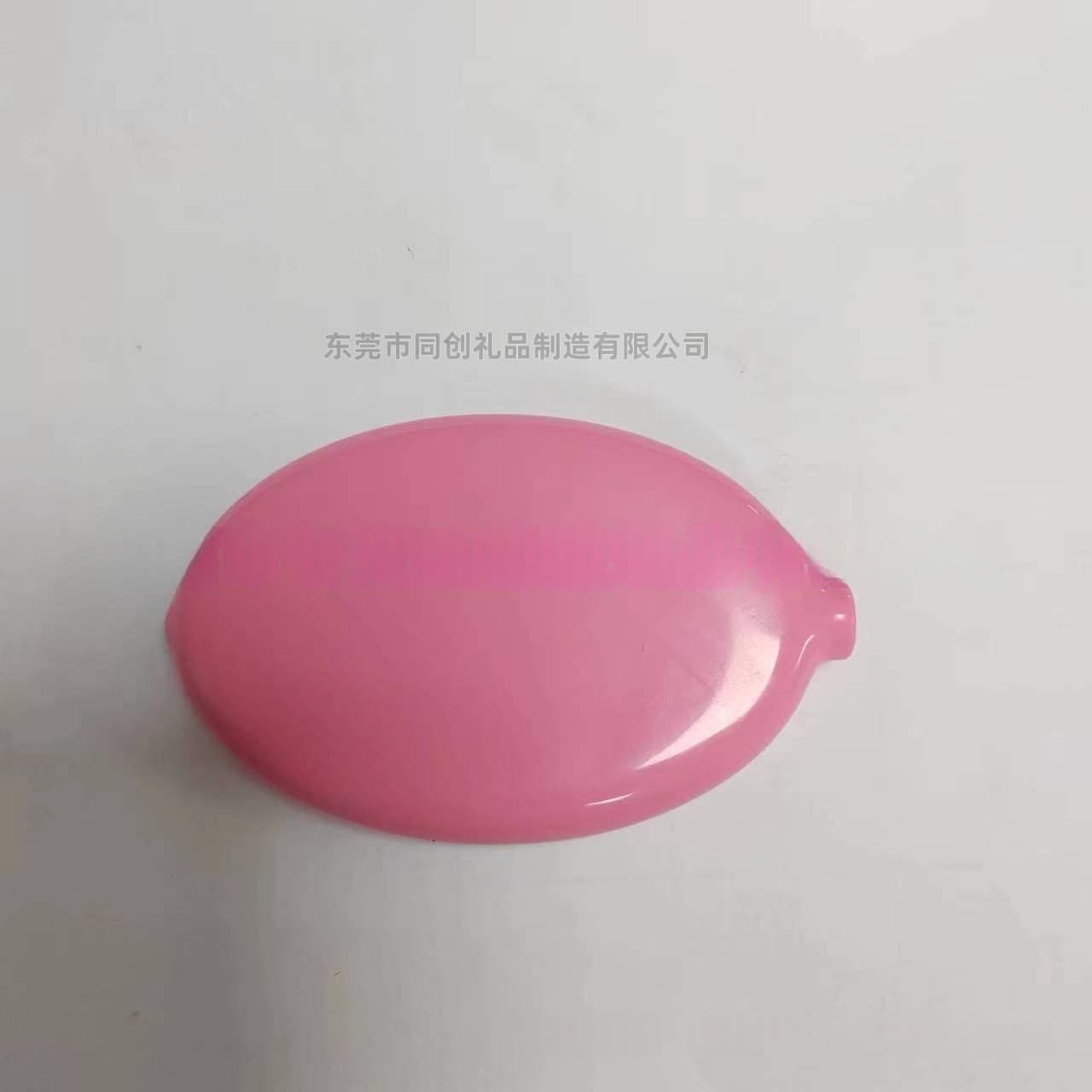 PVC Impregnated Plastic Coin Purse, Mini Coin Purse, Oval Coin Pouch, Soft Plastic Dipping Rubber Coin Wallet, Can Be Used as a Logo