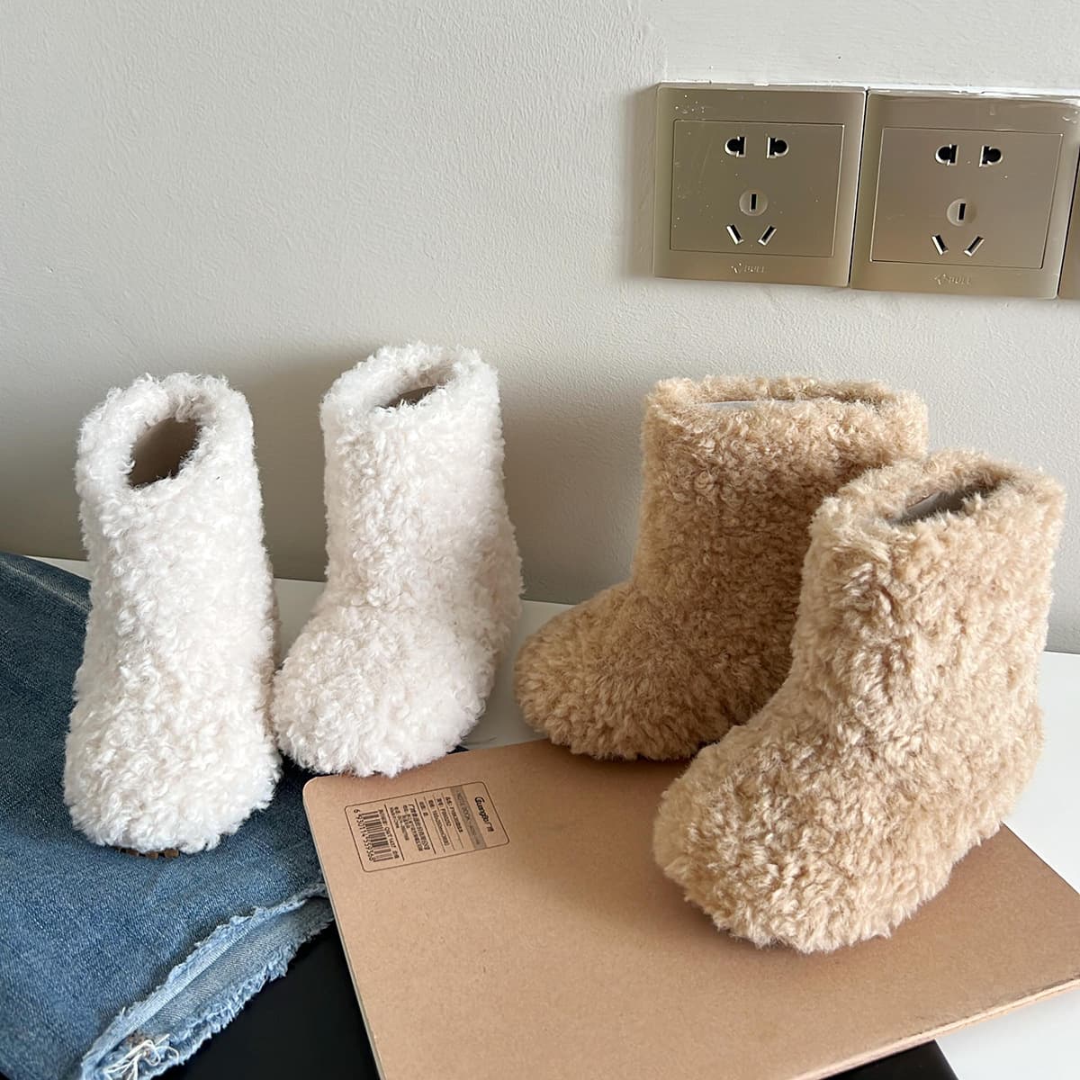 Korean Kids' Shoes 2023 Winter Autumn New Style Casual Girls' Mid-Calf Snow Boots Warm Soft Sole Slip-On Furry Ankle Boots