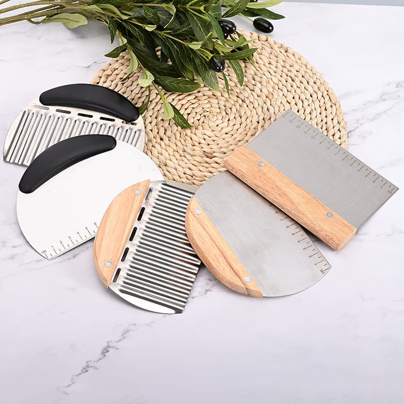 Stainless Steel Dough Cutter, Pastry Scraper, Cream Scraper, Candy Cutter, Pastry Cutter with Scale, Potato Cutter