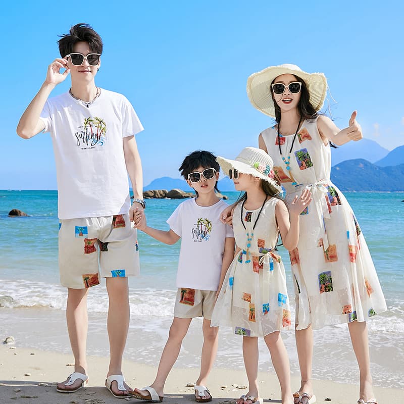 Beach Vacation Family Matching Outfit Mother Daughter Son Three Generations in One Photo High End Chic Snowflake Dress