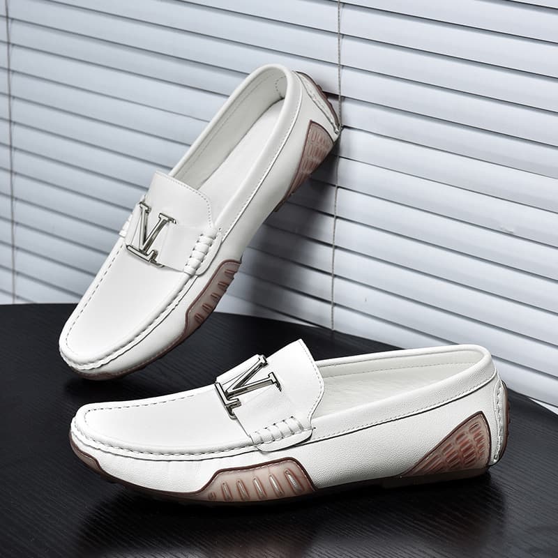 Live broadcast cross-border genuine leather and velvet beanie shoes, trendy casual leather shoes, cowhide one-leg driving shoes, large size men's shoes