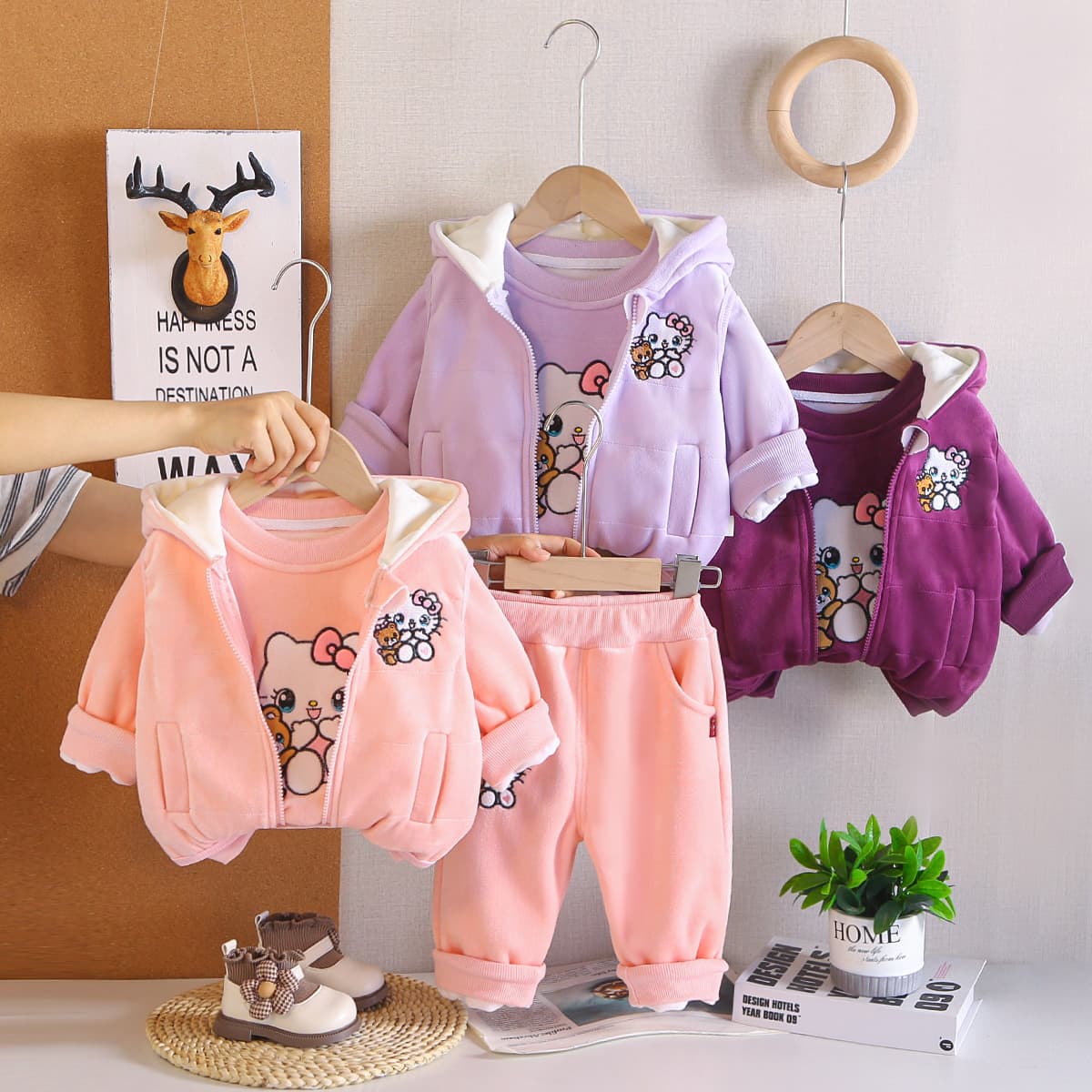 Korean-style Fall Outfit Set for Baby Girls with Fleece Lining, Ages 1-5, New 3-Piece Kids Clothing, Trendy Girls' Autumn/Winter Set