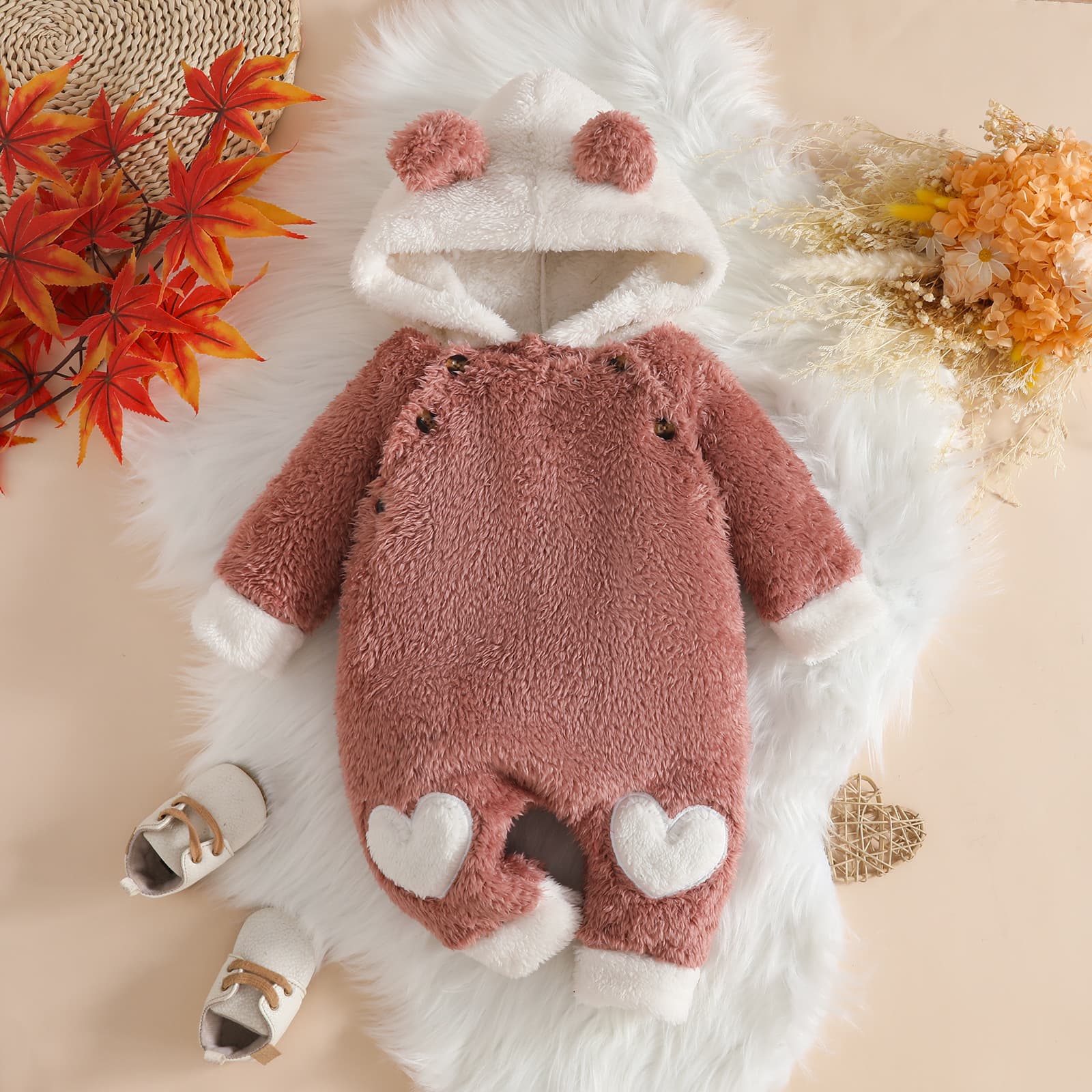 2025 New Autumn and Winter Baby Girl Plush Hooded Jumpsuit with Front Buttons and Color Matching Heart Embroidered Jumpsuit