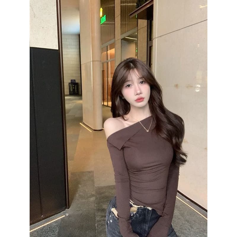 Pure and Seductive Off-Shoulder Long-Sleeve T-Shirt for Women Summer 2025 New Trendy Ins Slim Fit Skinny Hot Girl Niche Off-Shoulder Top