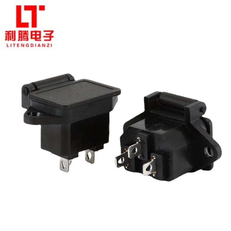AC Socket AC-04C with Cover Electric Vehicle Charging Port 3-Core Air Conditioner Specific Waterproof Socket AC Power Socket