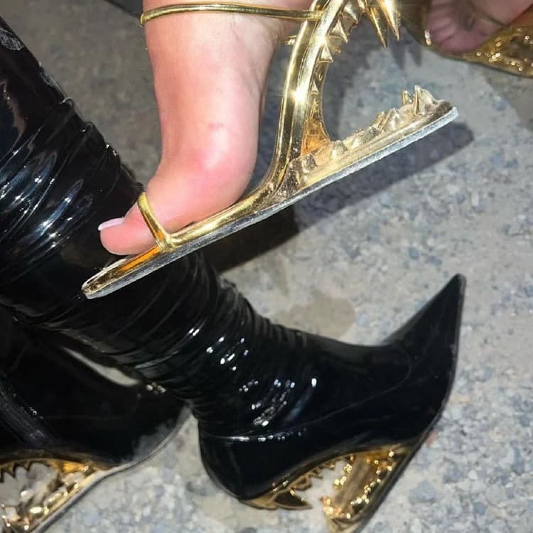 New European and American Metal High Heel Hollow Square Giant Tooth Tiger Tooth Novelty Heel Open Toe Sandals Export Plus Size Slippers