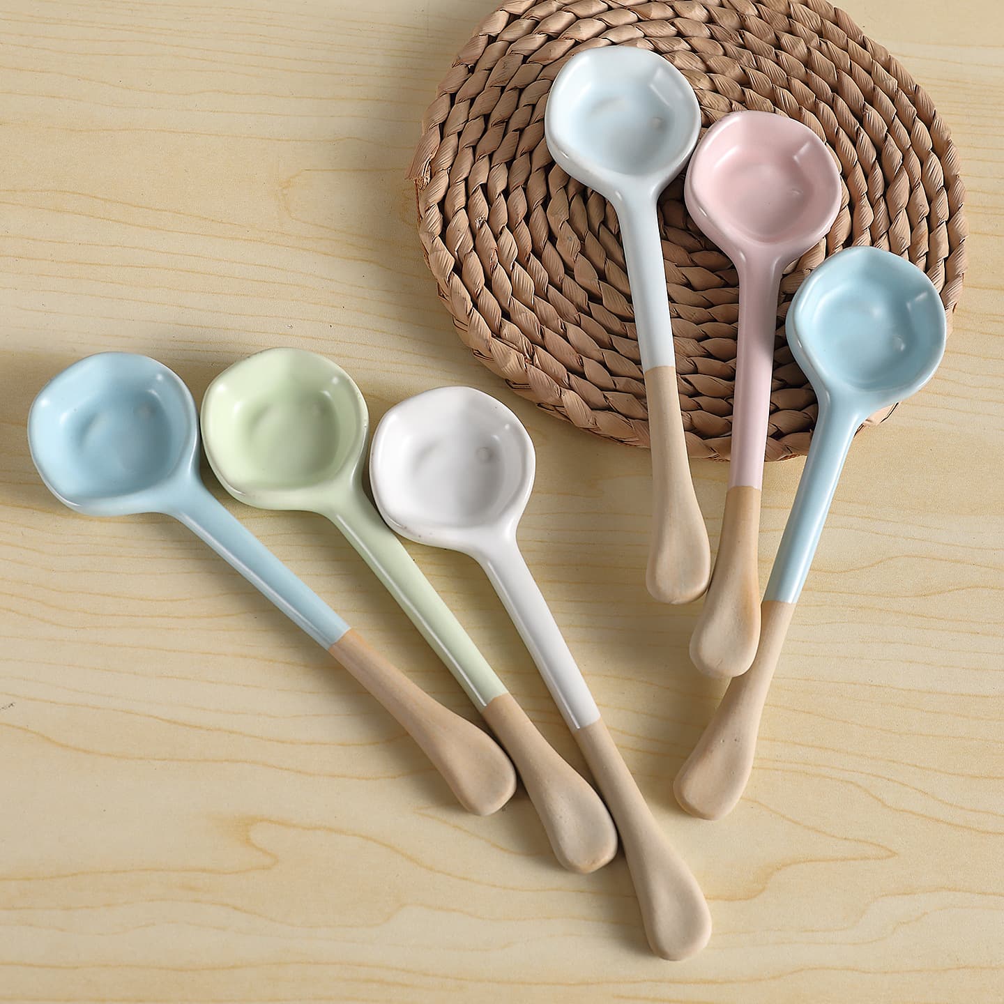 Cross-border Macaron Color Handmade Wavy Spoon Coarse Pottery Vintage Exquisite Coffee Dessert Afternoon Tea Stirring Spoon