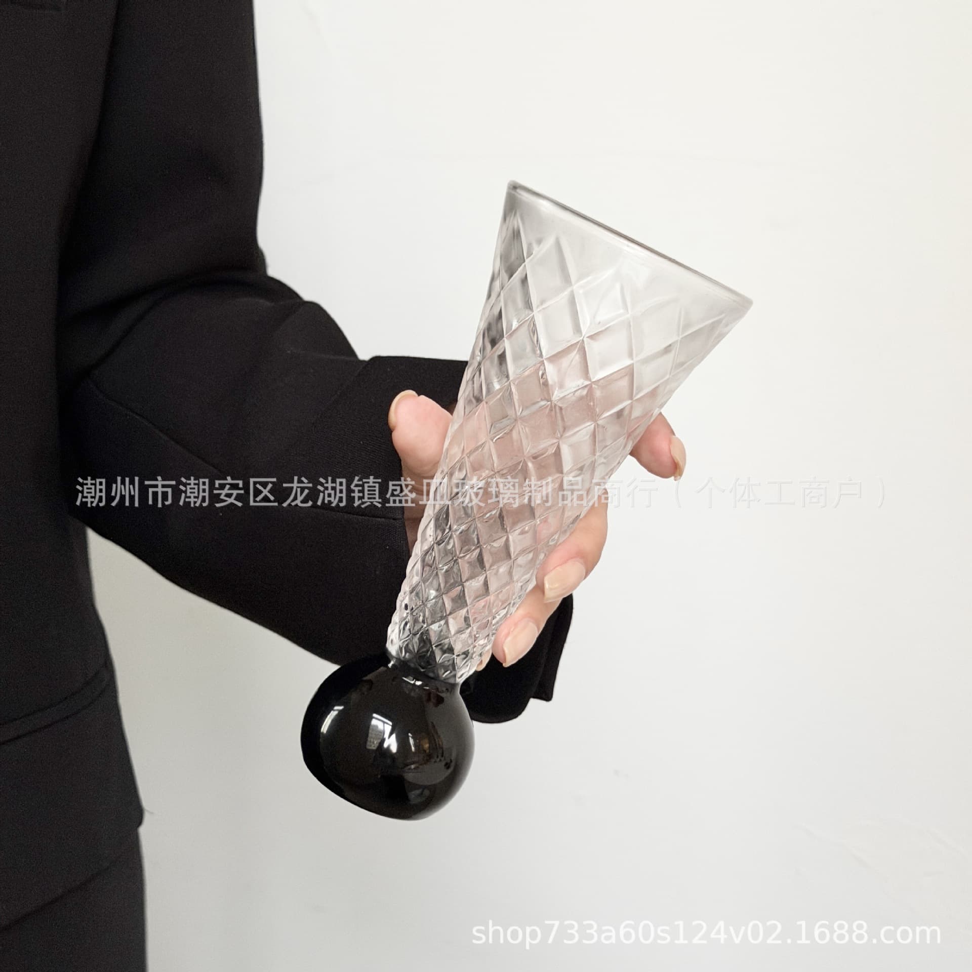 Niche creative crystal glass cocktail cup high-value round ball champagne cup cold drink cup juice cup drink cup