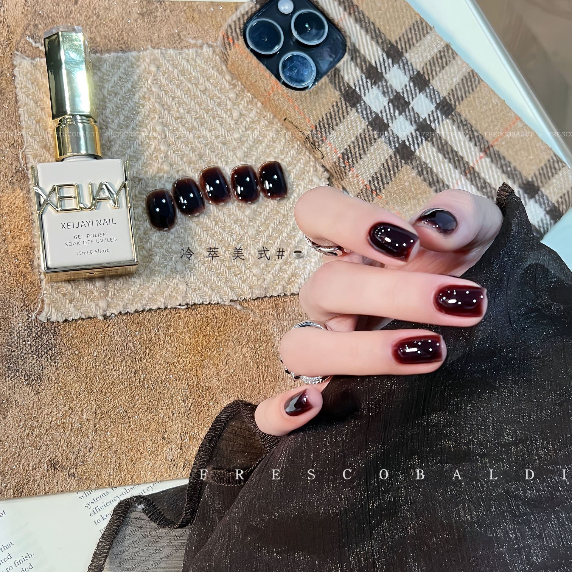Frescodie-Cold extraction American semi-transparent gel manicure autumn and winter white and brown nail polish gel 15ml photo frame bottle