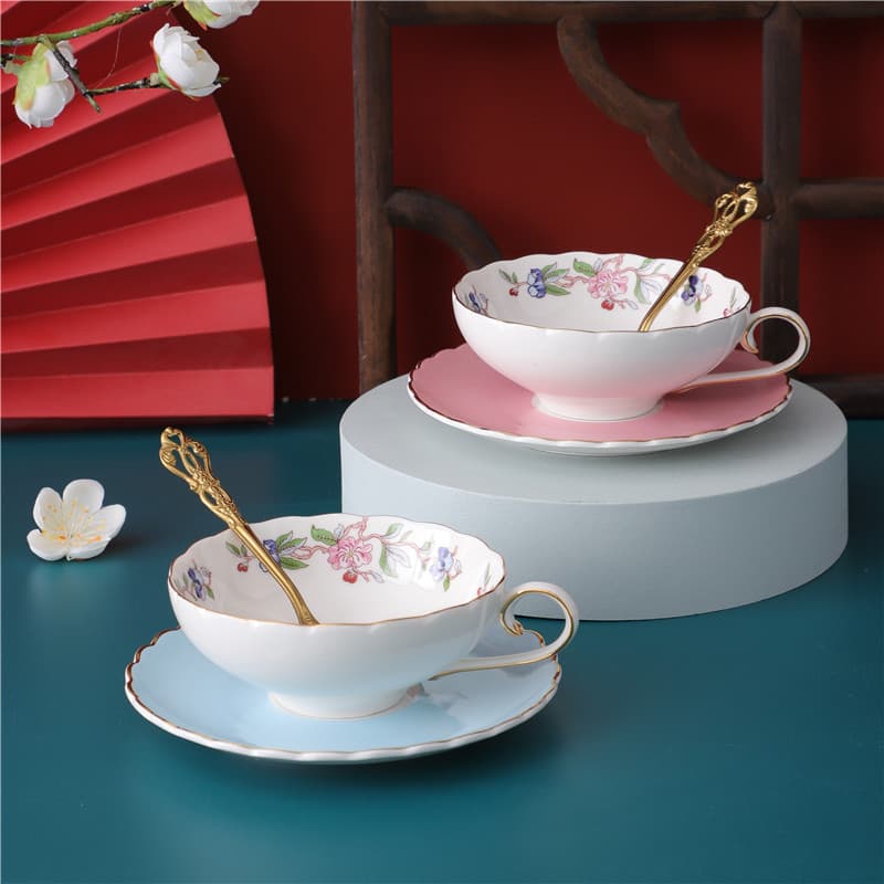 Cross-Border Japanese and Korean Style Floral Royal Garden Ceramic Coffee Cup and Saucer Afternoon Tea Flower Tea Cup and Saucer Couple Cups