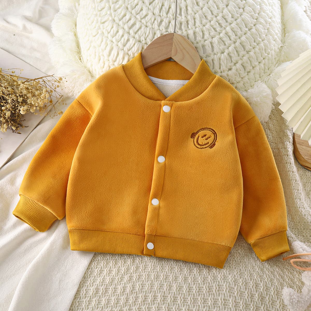 Autumn and winter new children's tops cardigans baby velvet thickened Korean tops boys and girls coats warm and stylish