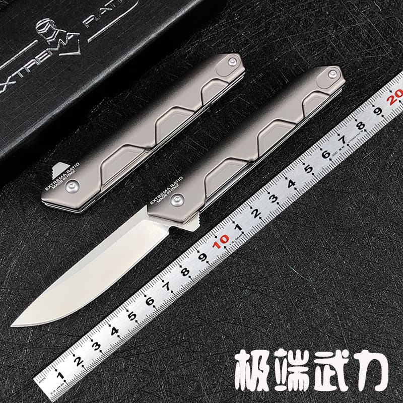 Extreme force, high hardness folding knife, camping barbecue, portable knife, wilderness survival, self-defense, sharp knife