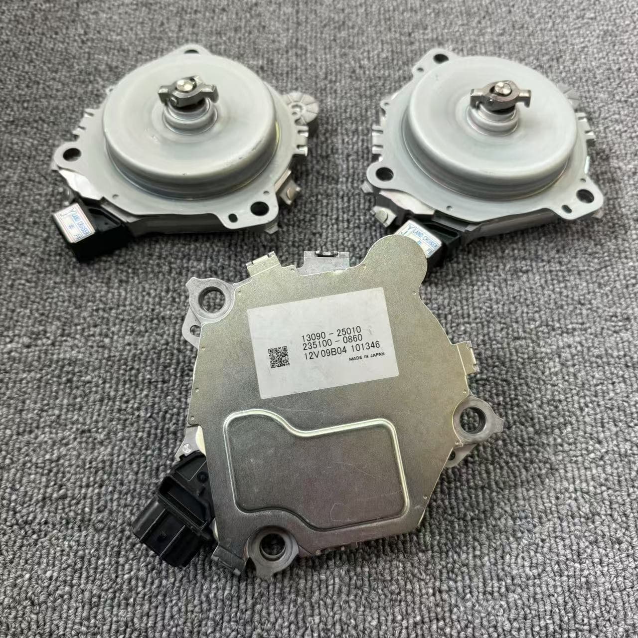 Compatible with Toyota Sienna, Avalon, Camry 2.0L 2.5L camshaft timing control motor 13090-F0010