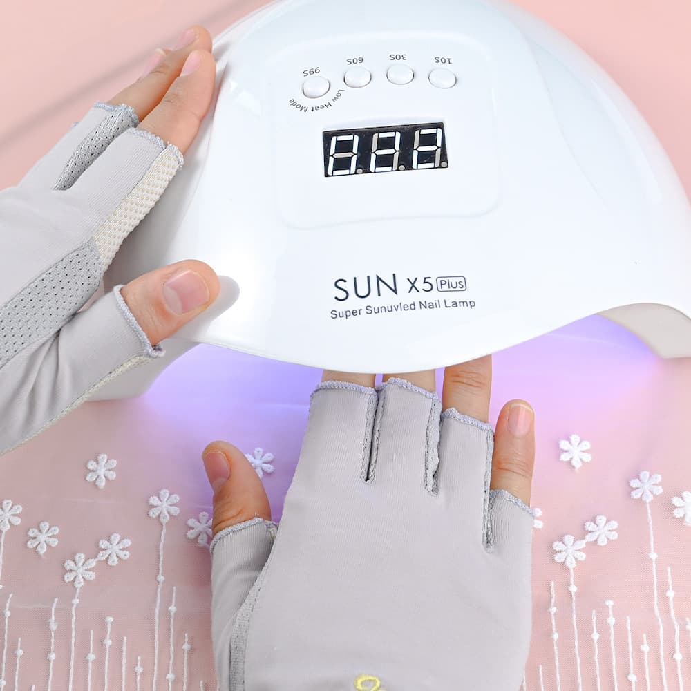 Fingerless UV Protection Gloves for Nail Art, Thin Breathable Outdoor Cycling Anti-Slip Multi-Purpose Ice Silk Manicure Gloves