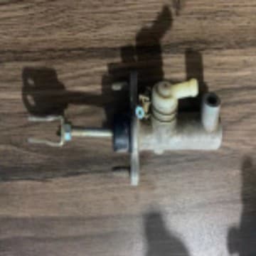 Clutch Master Cylinder for 1064001628