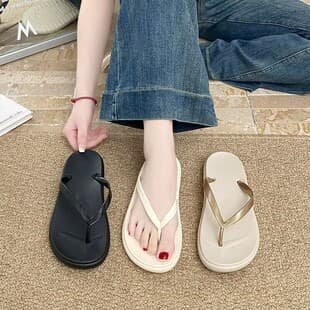Cloud-like Cloud Step Feel! Soft, Thick-Soled Flip-Flops for Women, Summer Ins Style, Versatile Home & Beach Sandals