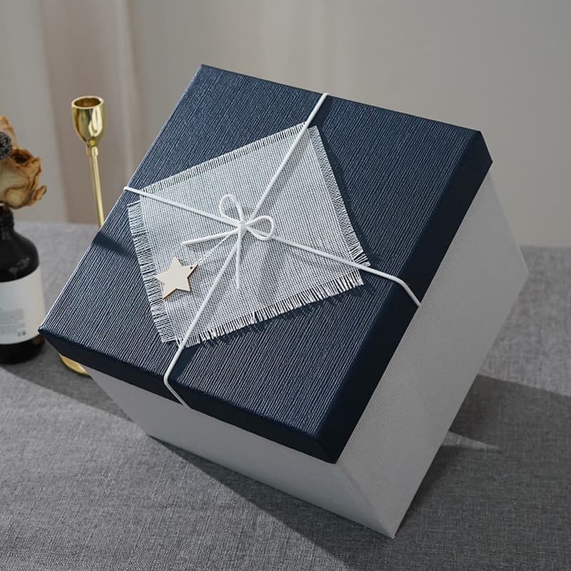 Gift Box Wholesale Souvenir Gift Box Empty Box Gift Box Large Gift Packaging Box Birthday Gift Box Packaging Box