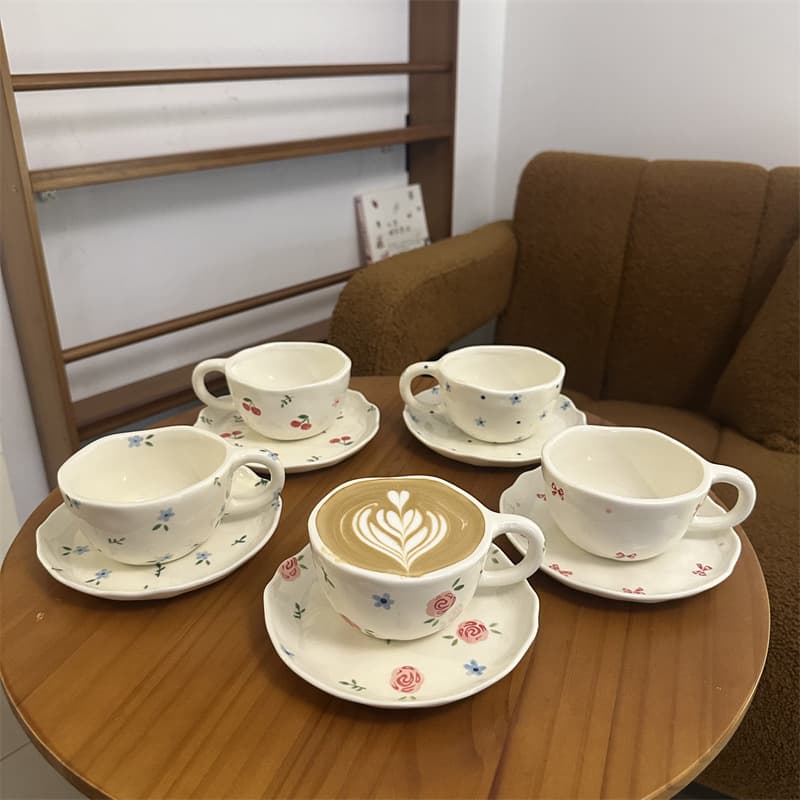 Ins-style hand-painted floral ceramic cup and saucer, hand-pinched irregular coffee cup and saucer, high-appearance dessert plate and snack plate